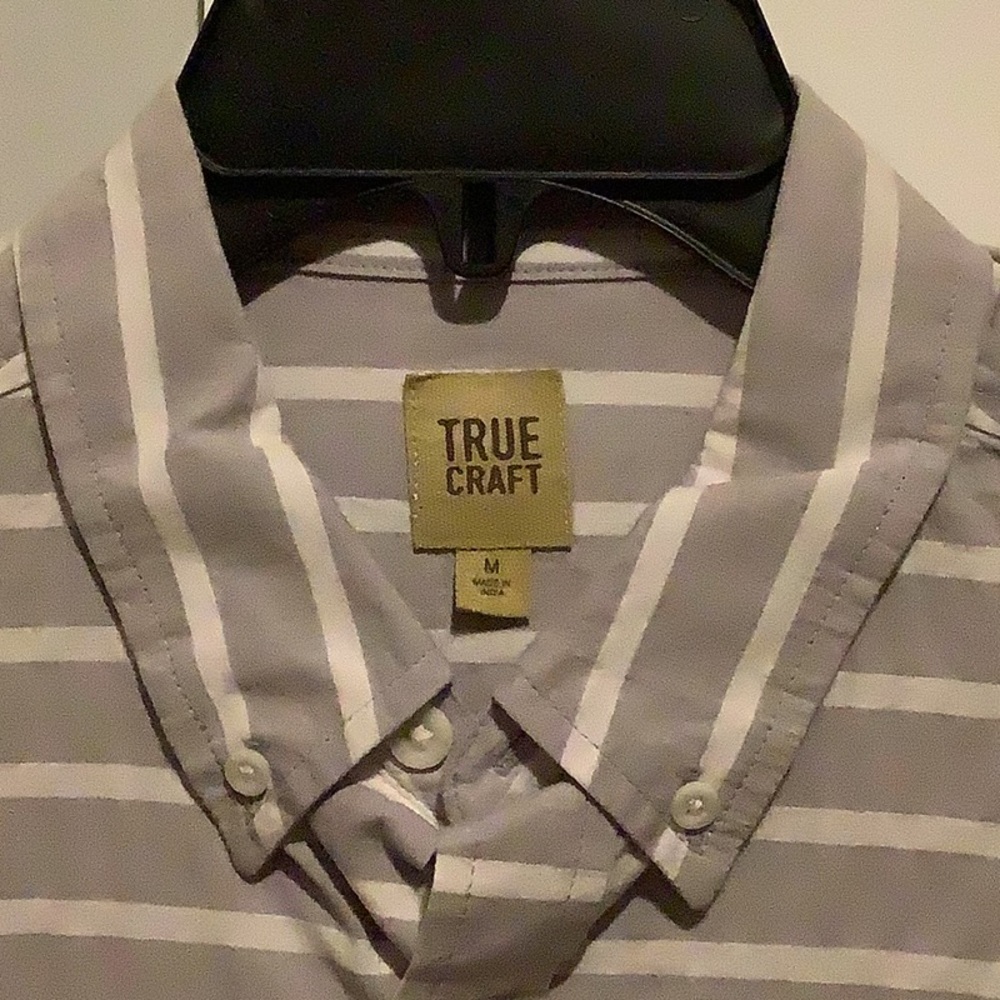 New men’s shirt sz M by True Craft